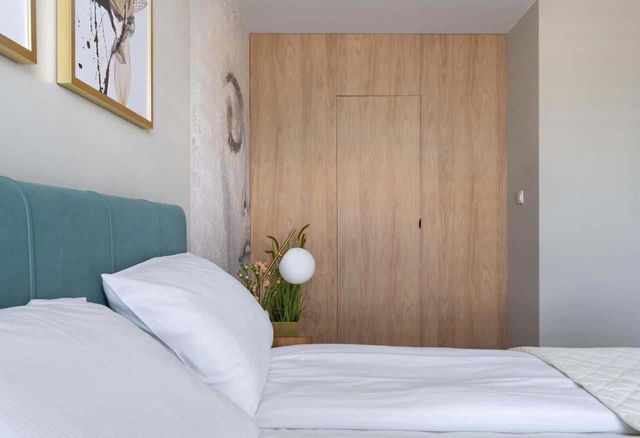 Ina Rent - Przystan Letnica Lägenhet Gdańsk Exteriör bild