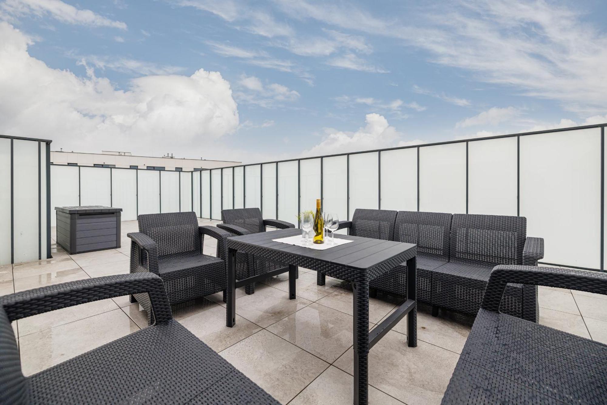 Ina Rent - Przystan Letnica Lägenhet Gdańsk Exteriör bild